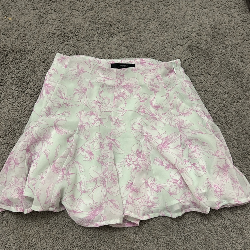 Forever 21 Pink and White Floral Skirt
